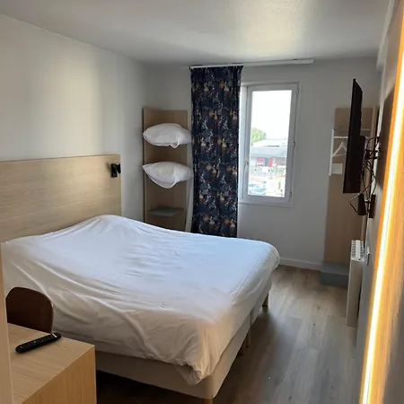 Karaez - Brithotel * Carhaix-Plouguer